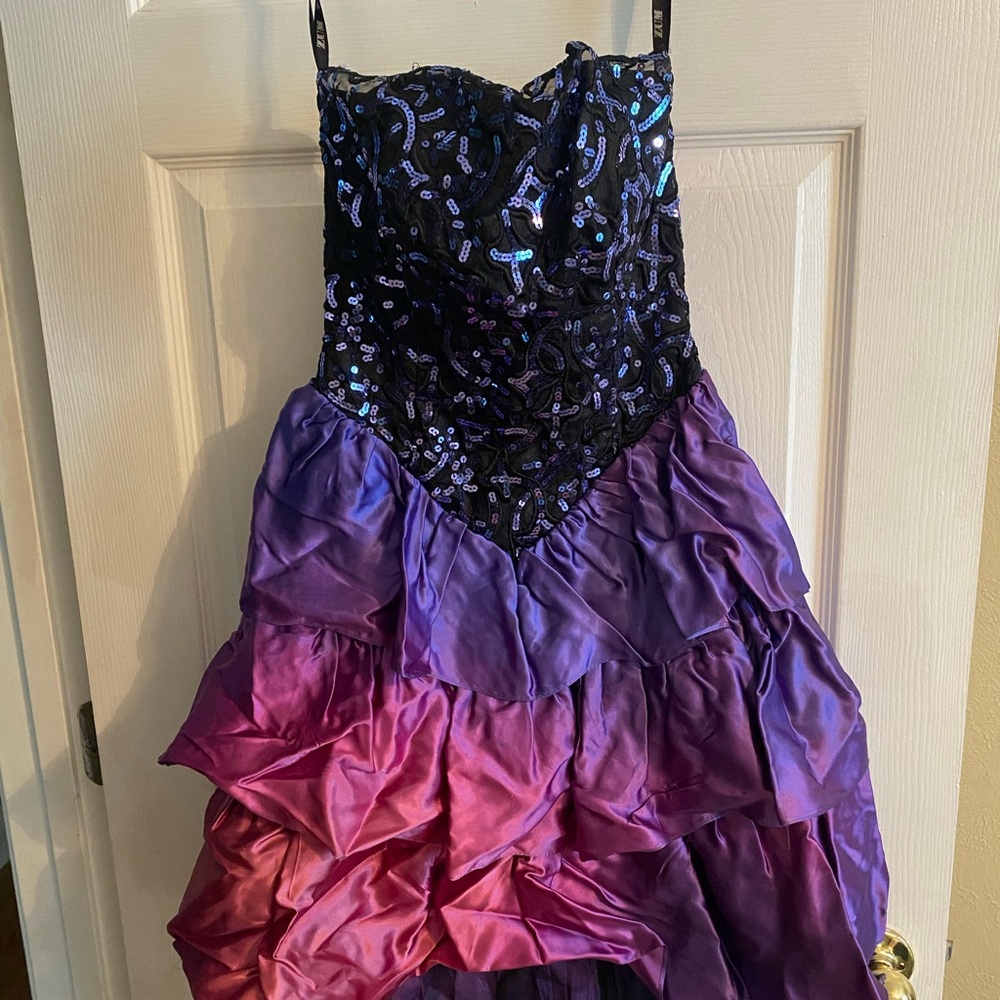 Vintage 80’s/90’s beloved Zum Zum strapless sparkly dress